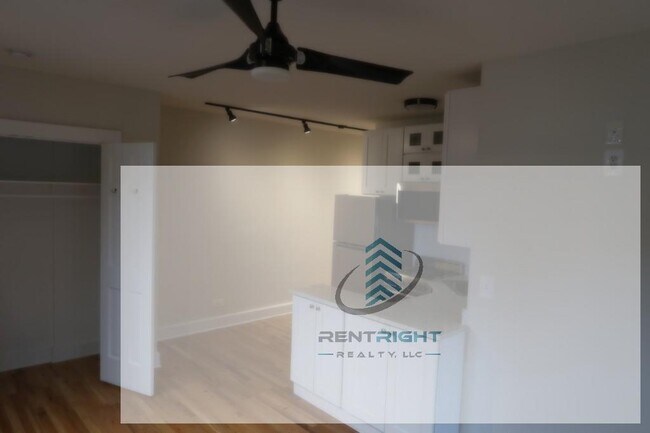 Foto del edificio - 4526 N Sheridan Rd