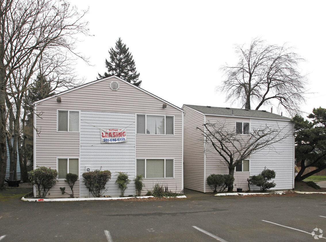 Primary Photo - 5205 SE Tolman St