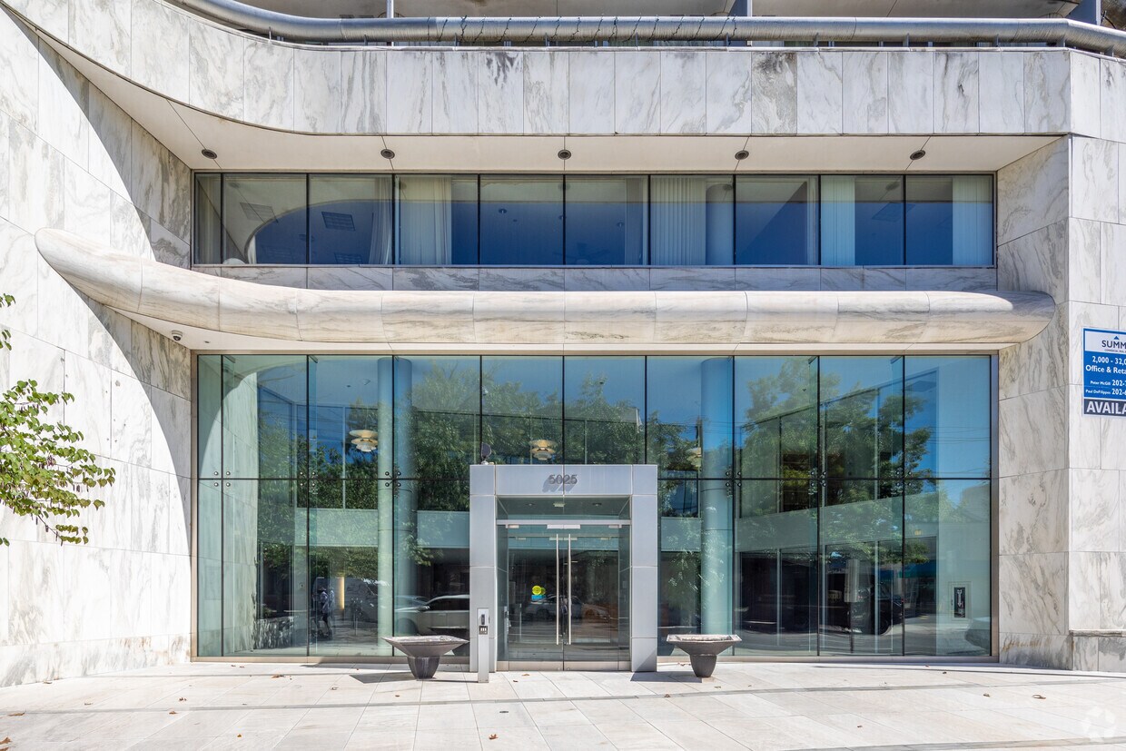 Entrance - 5025 Wisconsin Ave NW