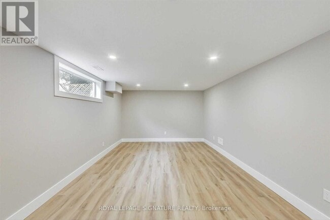 Building Photo - 95 Cardinal Dr