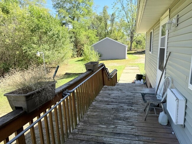 Foto del edificio - 6070 Brooklyn Rd