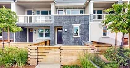 Building Photo - 16424 Whittier Blvd