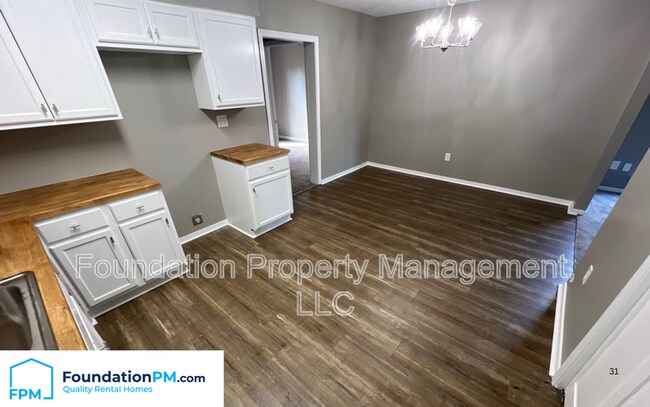 Building Photo - 4855 Shulman Cove