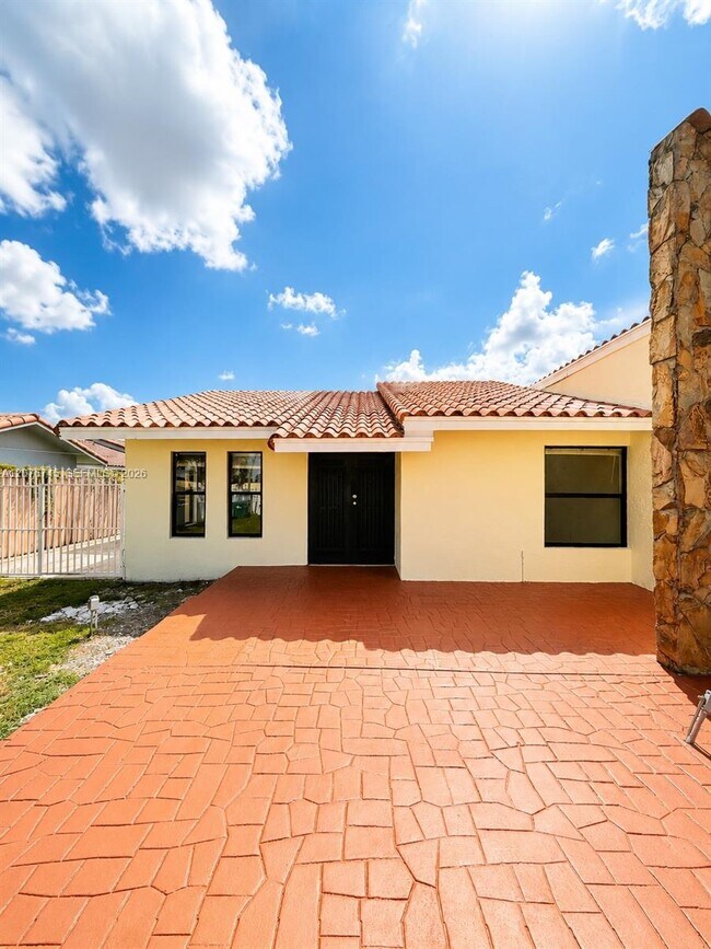Foto del edificio - 3011 SW 117th Ave