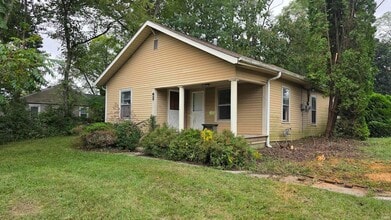 Building Photo - 1603 W Arlington Rd