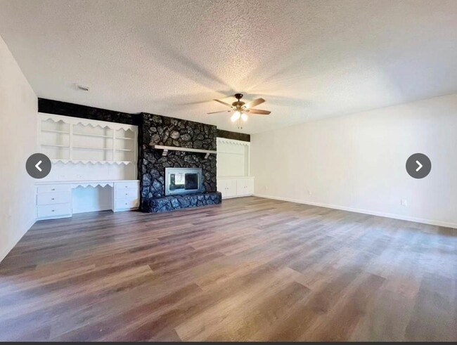 Building Photo - 1601 Carroll Dr