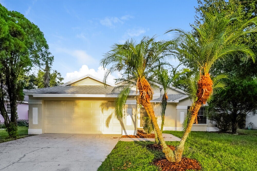 Foto principal - 1621 Coppersmith Ct