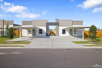 Building Photo - 8 Whetstone Ave