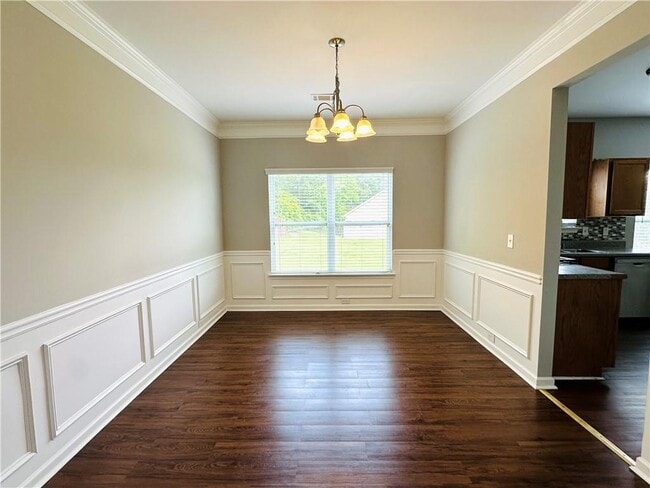 Building Photo - 1215 Grey Rock Way