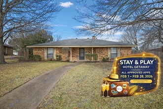 Building Photo - 213 Gregory Dr