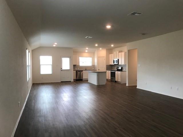 Building Photo - 107 Ozark Dr