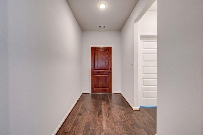 Building Photo - 8522 Lockridge Valley Trail
