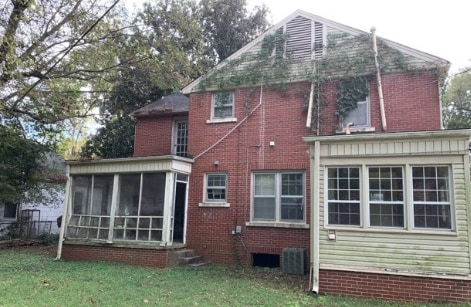 Building Photo - 1004 Porter St
