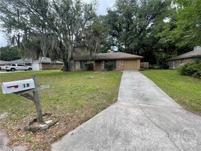 Building Photo - 18 Rivers Bend Dr