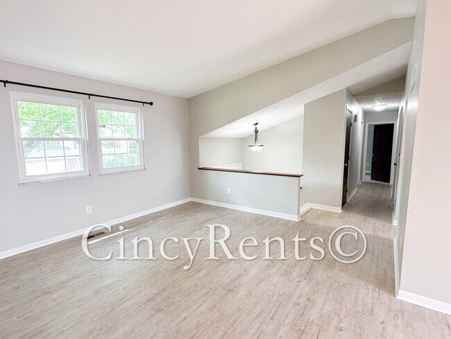 Foto del edificio - 8231 Timberjack Way