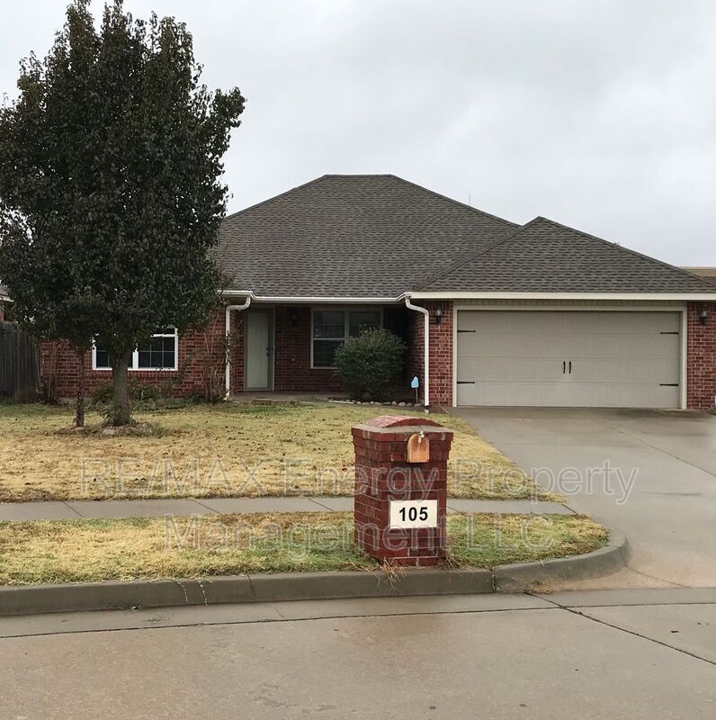 105 N Silver Way, Mustang, OK 73064 House Rental in Mustang, OK