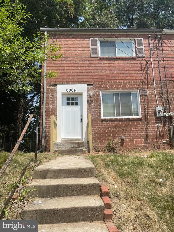 Primary Photo - 6004 Madison St