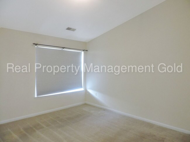 Building Photo - 7029 Chadds Ford Dr
