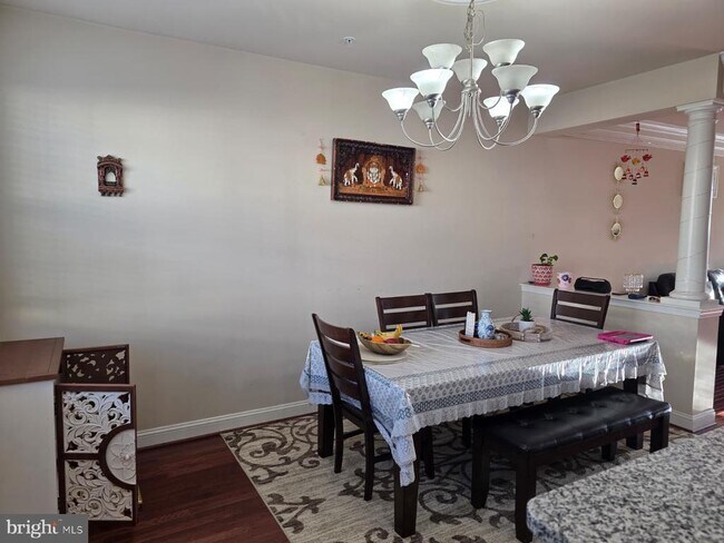 Foto del edificio - 11875 Snowden Farm Pkwy