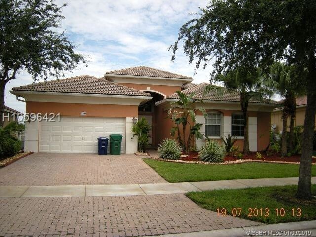 Primary Photo - 3410 SW 195th Ave