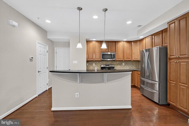Foto del edificio - 1303 Cheswick Ln