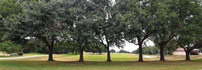 Foto del edificio - 21300 Royal St Georges Ln