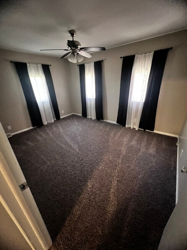 Foto principal - 2615 Metamora Rd