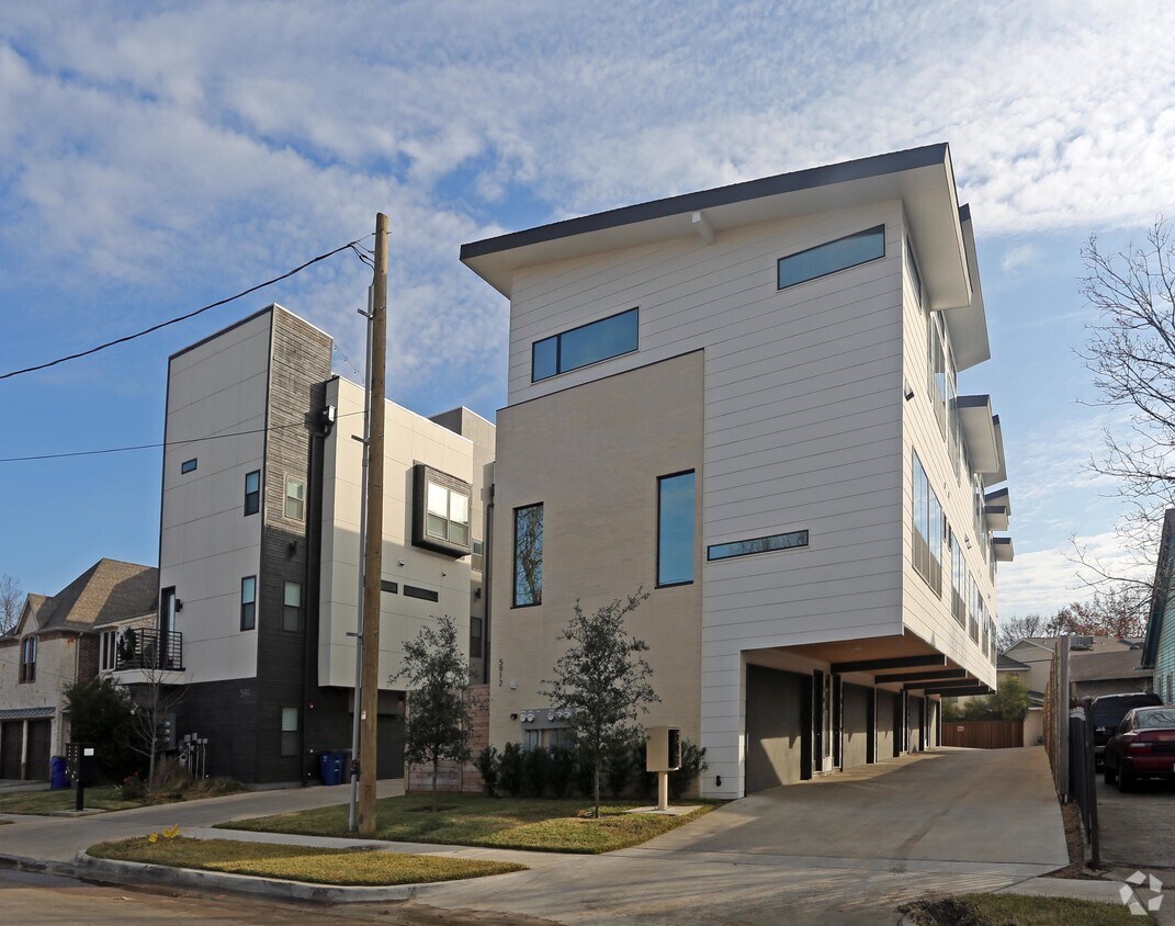 Foto principal - 5912 Lindell Ave