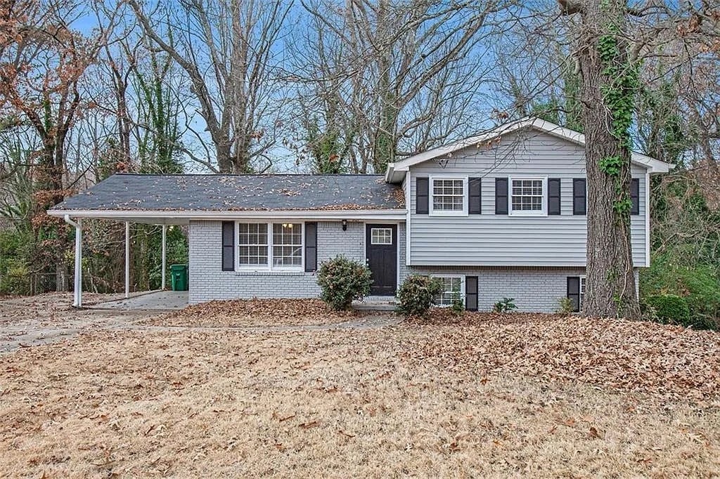 Photo - 2625 Crestdale Cir SE (Atlanta, GA)