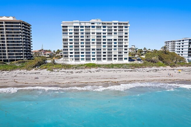 Building Photo - 840 Ocean Dr