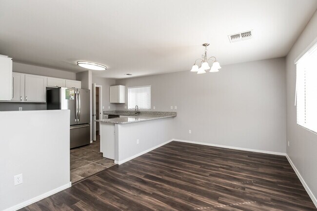 Foto del edificio - 10839 W Coolidge St