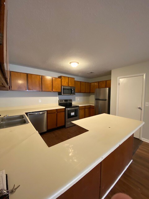 Foto del edificio - 810 65th Ave N