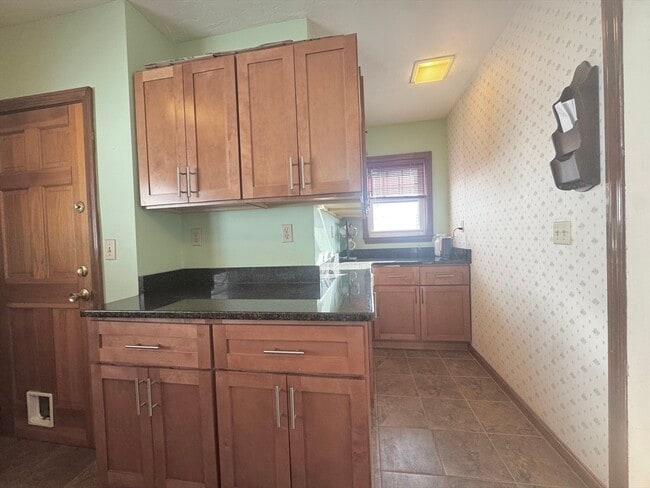 Building Photo - 98 Westbourne Ter