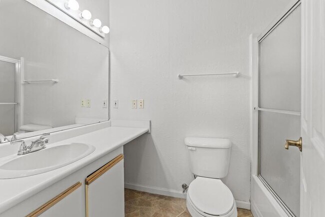 Foto del edificio - 1101 Linden Ln