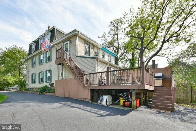 Foto del edificio - 9 W Wissahickon Ave