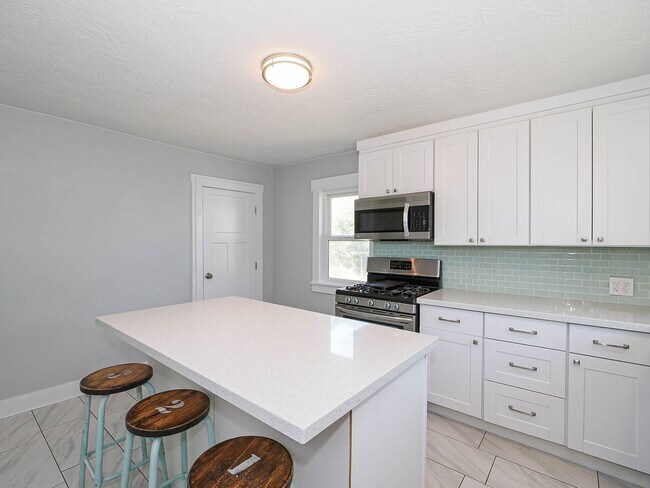 Foto del edificio - 2 Bedroom, 1 Bathroom American Fork Home