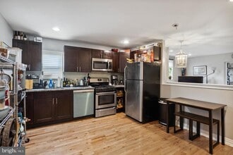 Building Photo - 2024 S 12th St