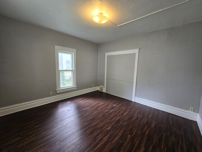 Foto del edificio - 833 Dawson St