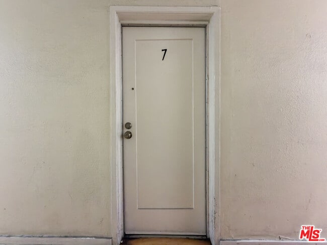 Foto del edificio - 504 S Rampart Blvd