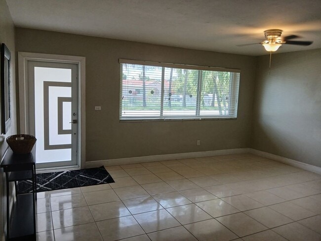 Building Photo - 19731 NW 4th Ave