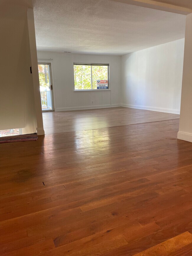 Foto del edificio - 6 Sweetgum Ln