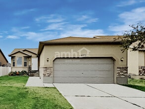 Building Photo - 4973 W Badger Ln