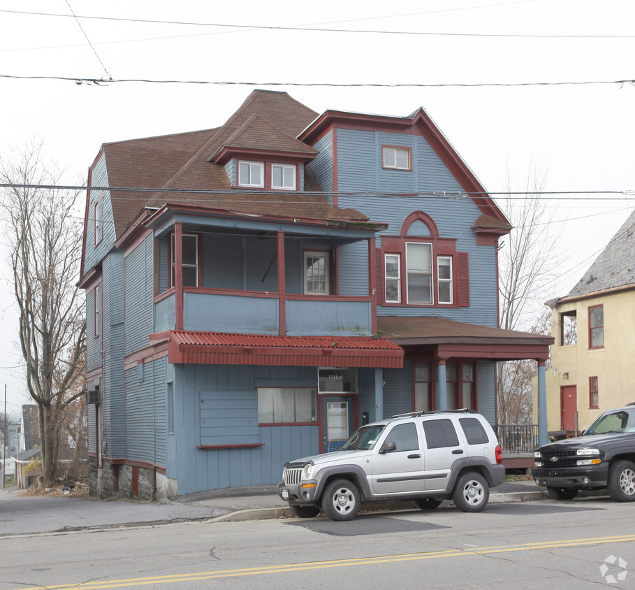 Foto del edificio - 1314-1316 Mulberry St