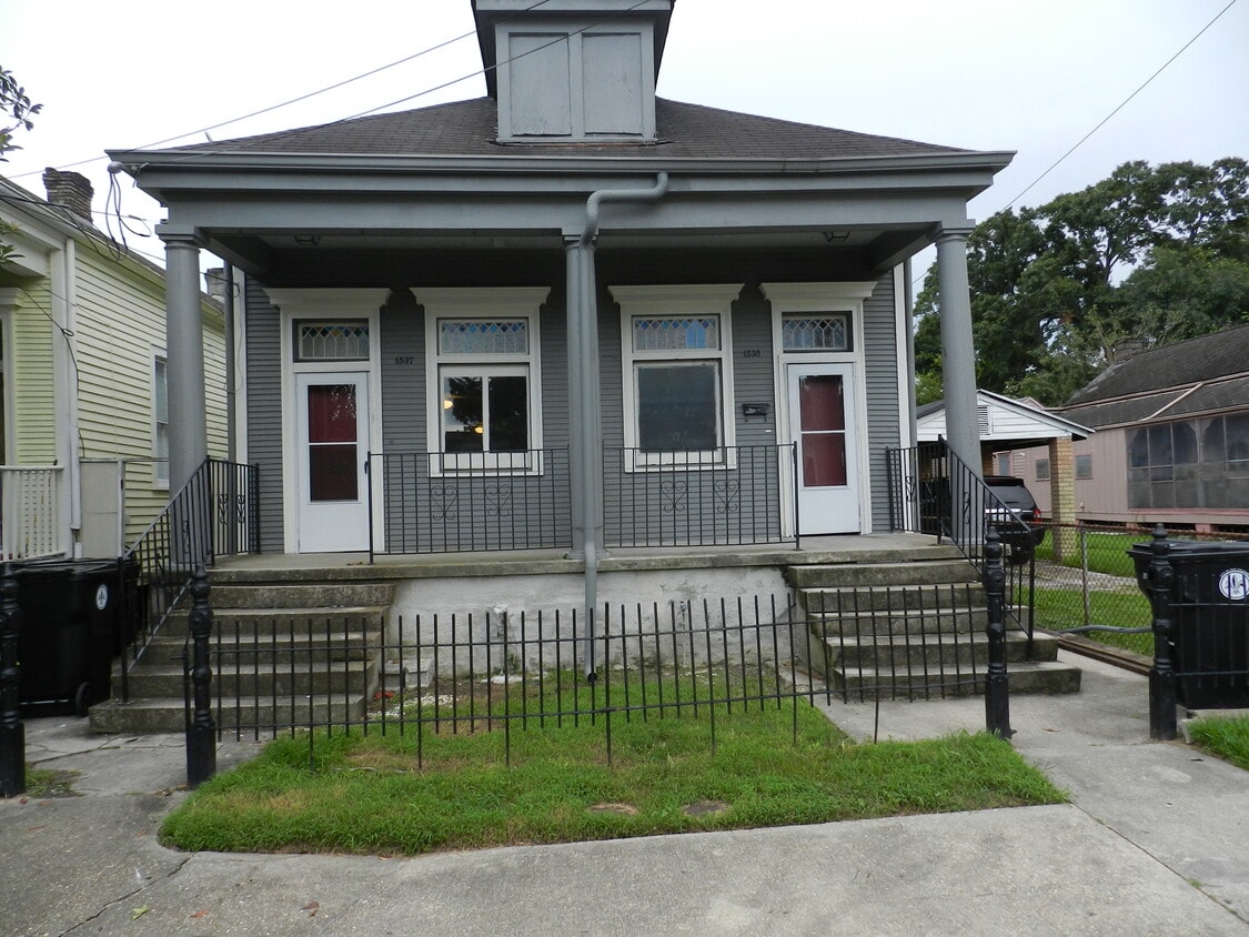 1535 Cambronne St, New Orleans, LA 70118 Apartments in New Orleans