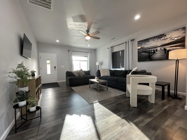 Foto del edificio - 2107 Mulberry St