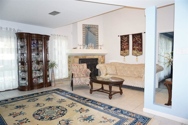Foto del edificio - 9964 Fairway Villas Ln