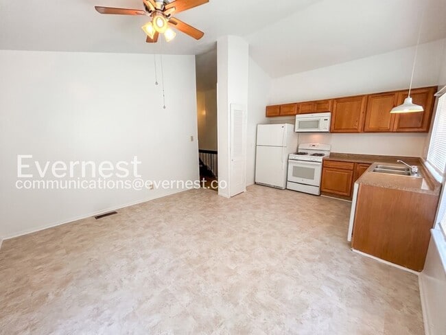 Building Photo - 5402 Trailbend Dr