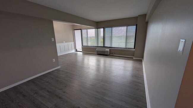 Foto del edificio - 3601 Wisconsin Ave NW