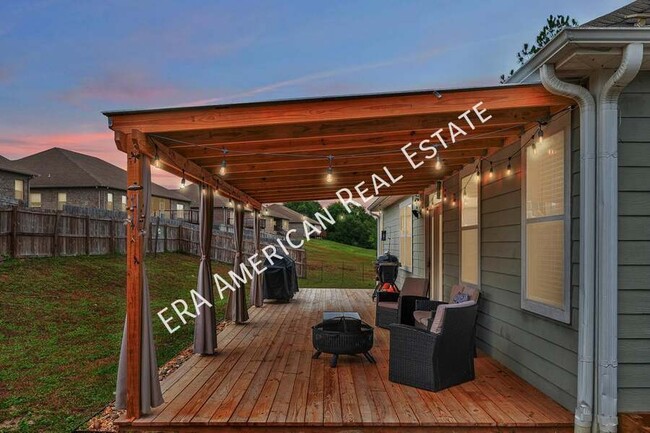 Building Photo - 321 Scotch Pine Ln