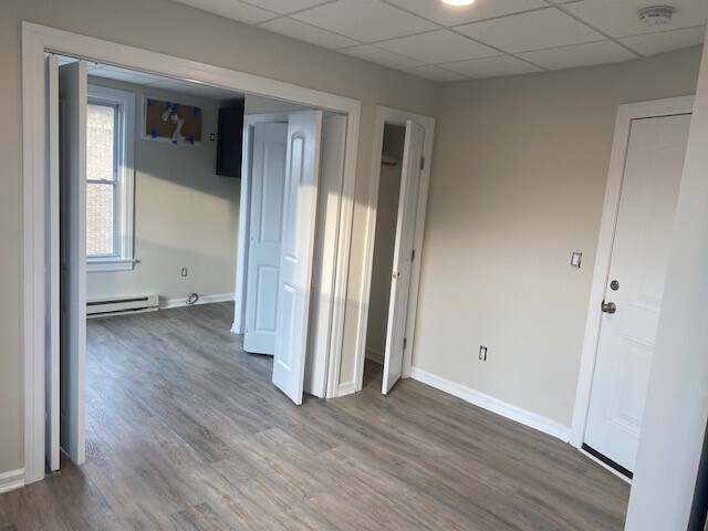 Primary Photo - 212 Boulevard